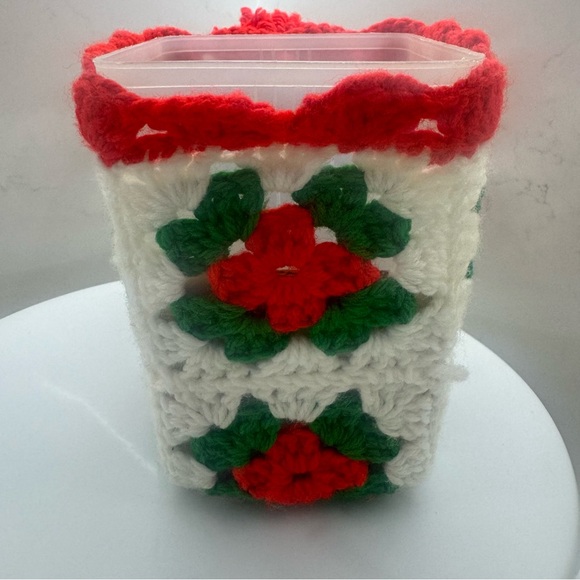 Vintage Granny Square homemade knit Christmas boot container - Picture 4 of 10